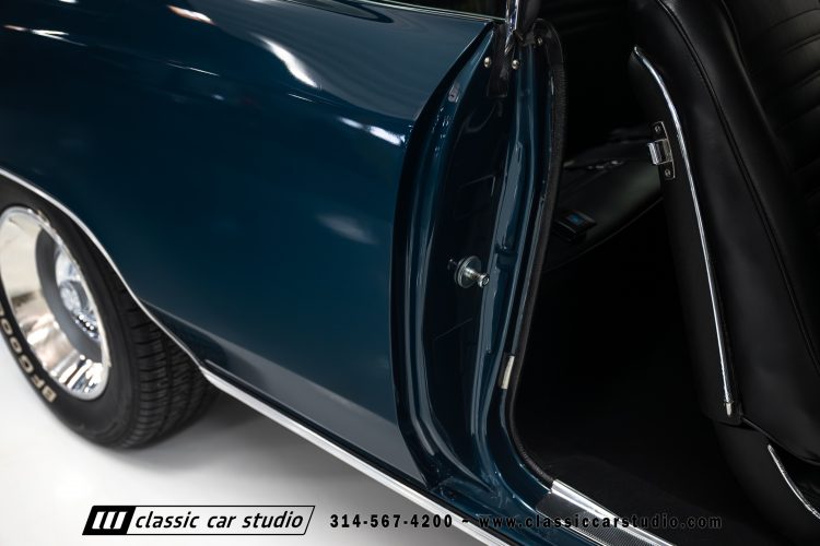 67_Chevrolet_Chevelle_SS_2272-116