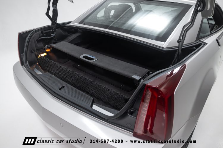 2006_Cadillac_XLR_2273-124