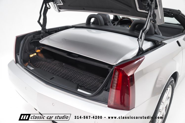 2006_Cadillac_XLR_2273-129
