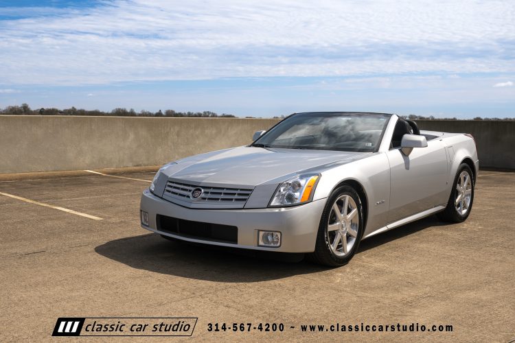 2006_Cadillac_XLR_2273-132