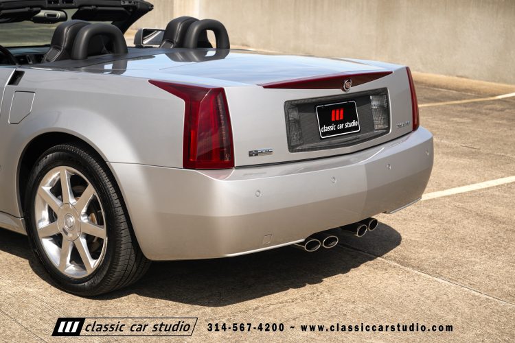 2006_Cadillac_XLR_2273-144