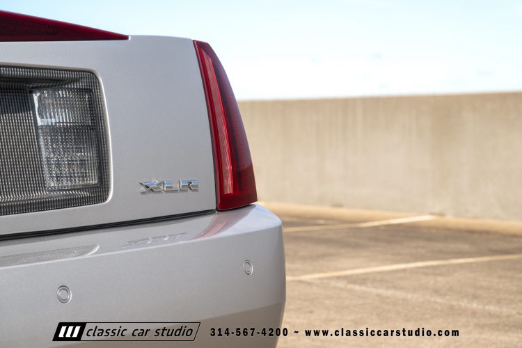 2006_Cadillac_XLR_2273-145