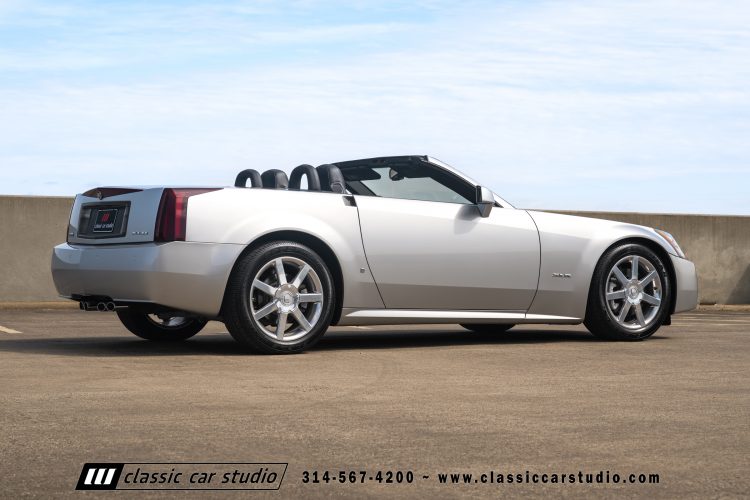 2006_Cadillac_XLR_2273-146