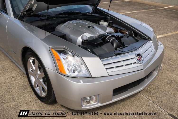 2006_Cadillac_XLR_2273-161