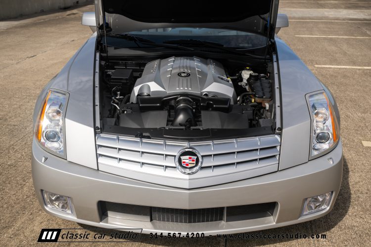 2006_Cadillac_XLR_2273-162