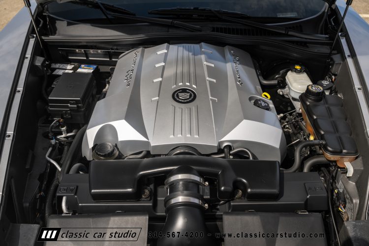 2006_Cadillac_XLR_2273-163