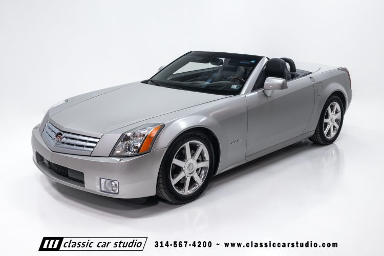 2006_Cadillac_XLR_2273-17