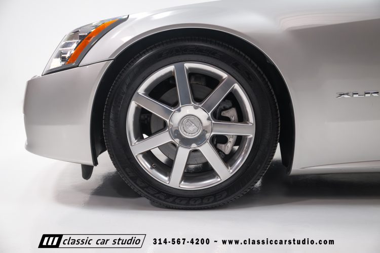 2006_Cadillac_XLR_2273-26