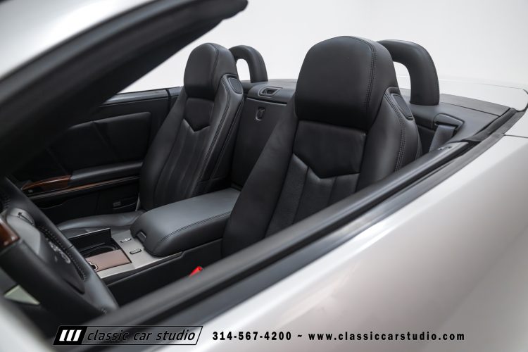 2006_Cadillac_XLR_2273-35