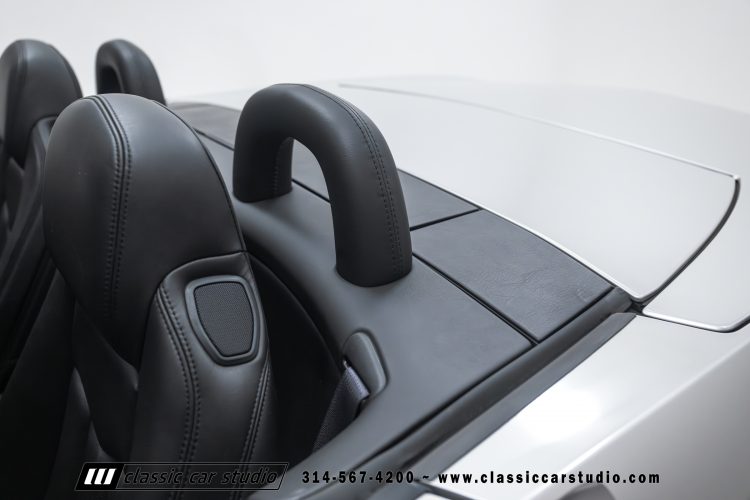 2006_Cadillac_XLR_2273-37