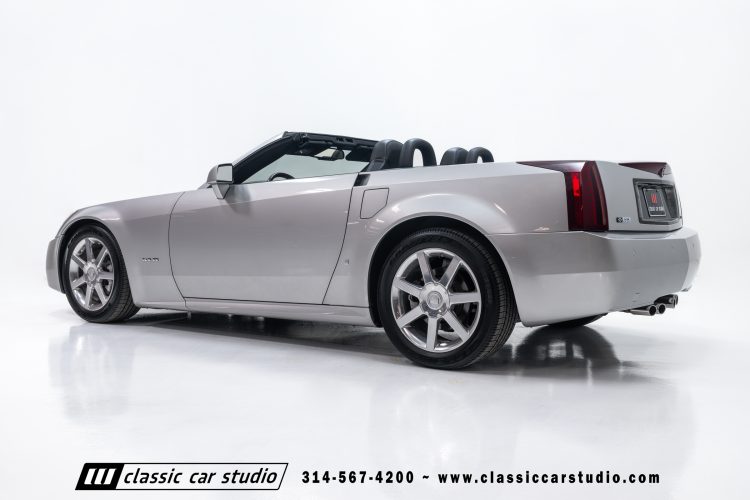 2006_Cadillac_XLR_2273-44