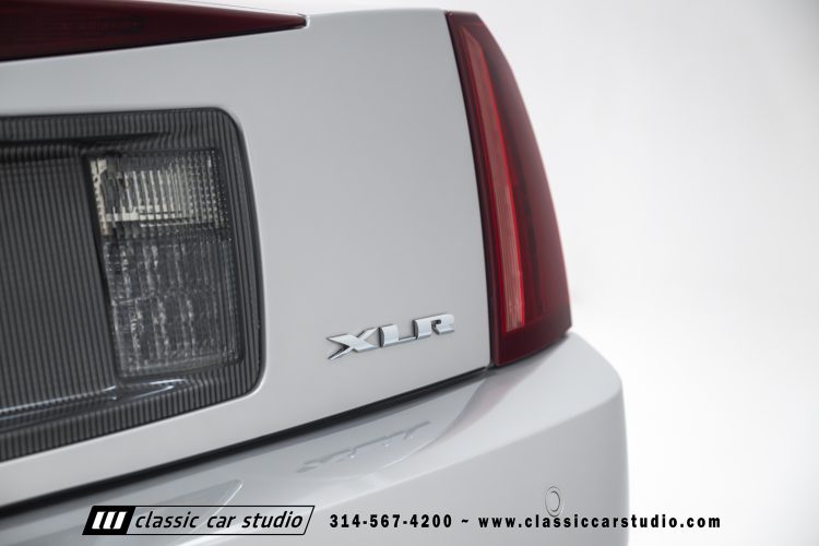 2006_Cadillac_XLR_2273-54