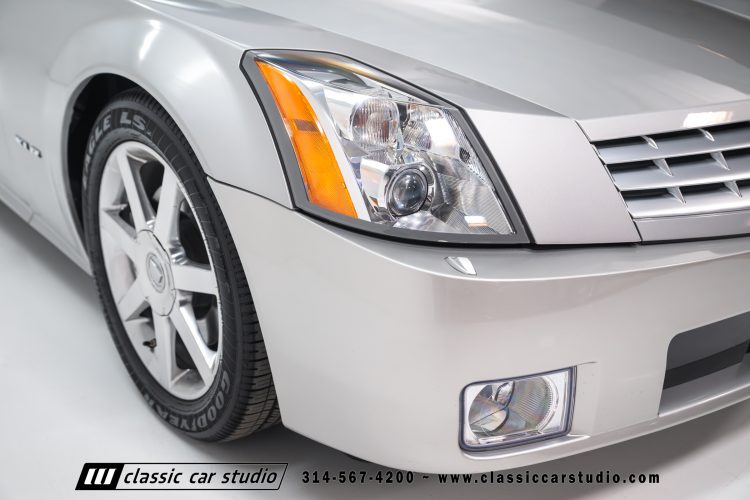 2006_Cadillac_XLR_2273-74