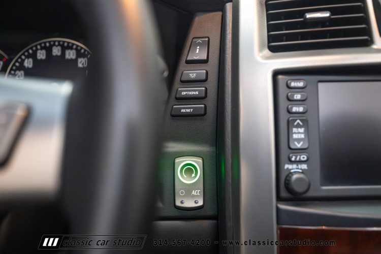 2006_Cadillac_XLR_2273-94
