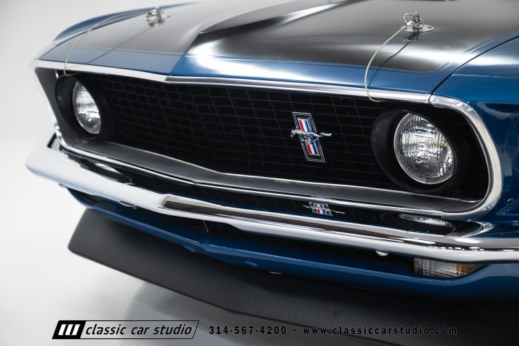 69_Ford_Mustang_Mach1_2277-10