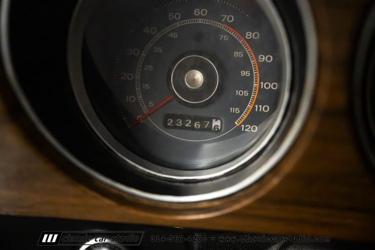 69_Ford_Mustang_Mach1_2277-101