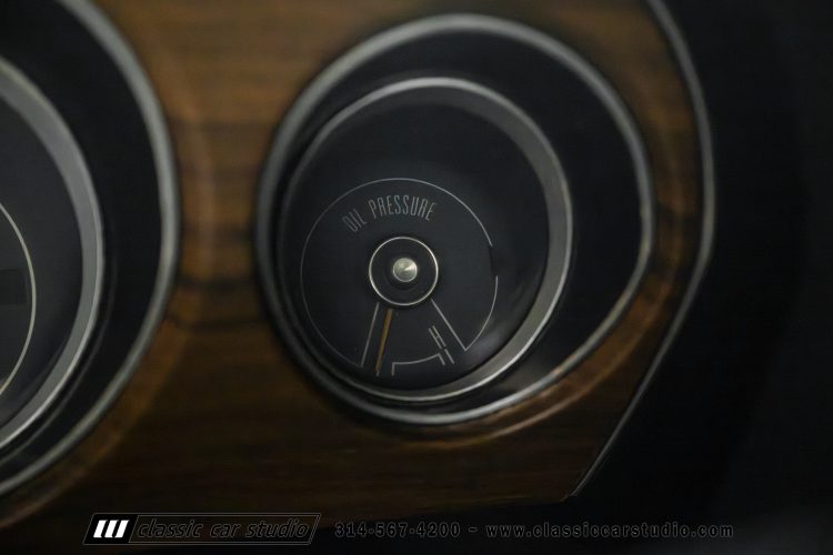 69_Ford_Mustang_Mach1_2277-103