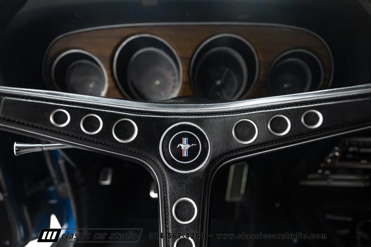 69_Ford_Mustang_Mach1_2277-104