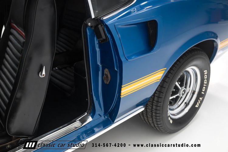 69_Ford_Mustang_Mach1_2277-114