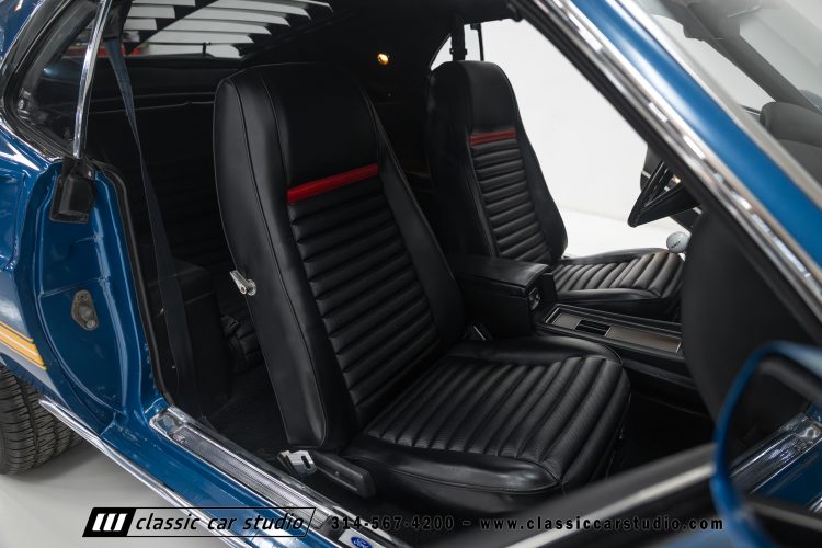 69_Ford_Mustang_Mach1_2277-119