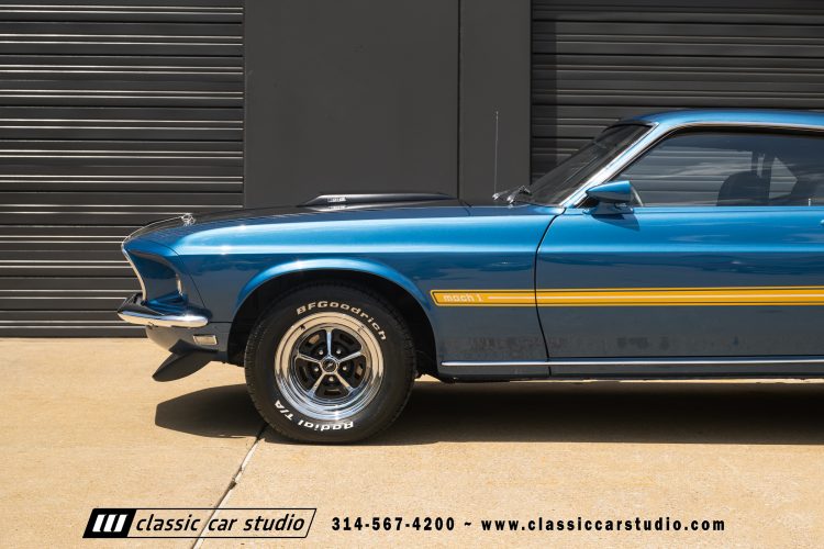 69_Ford_Mustang_Mach1_2277-185