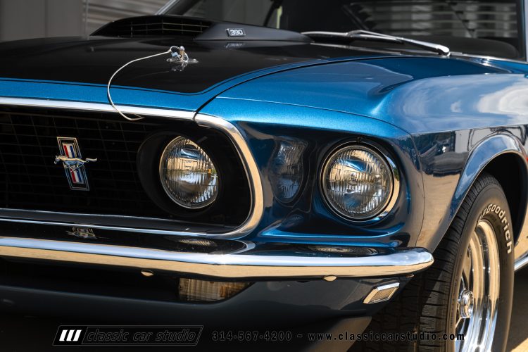 69_Ford_Mustang_Mach1_2277-194