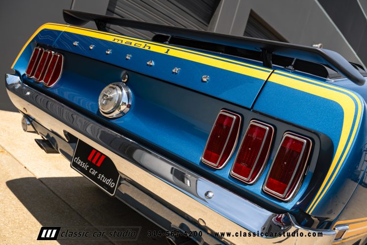 69_Ford_Mustang_Mach1_2277-201