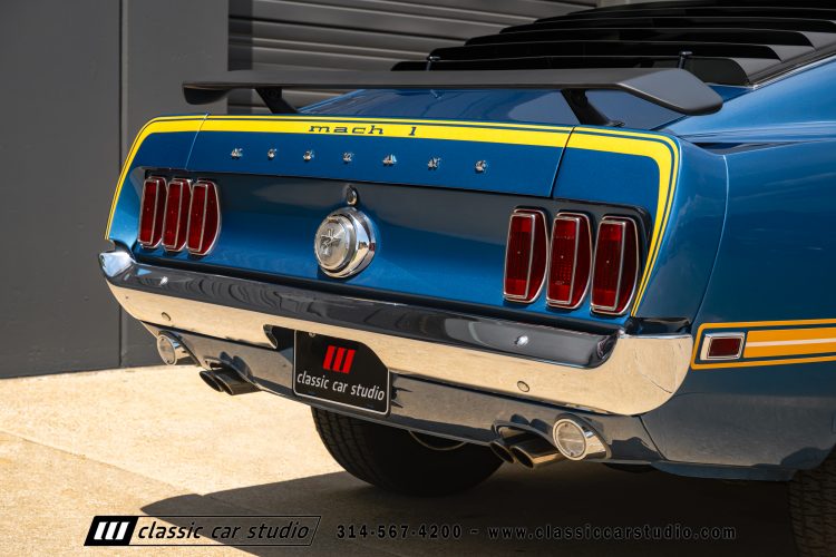 69_Ford_Mustang_Mach1_2277-209