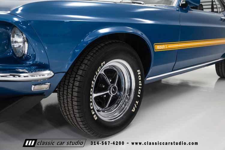 69_Ford_Mustang_Mach1_2277-24