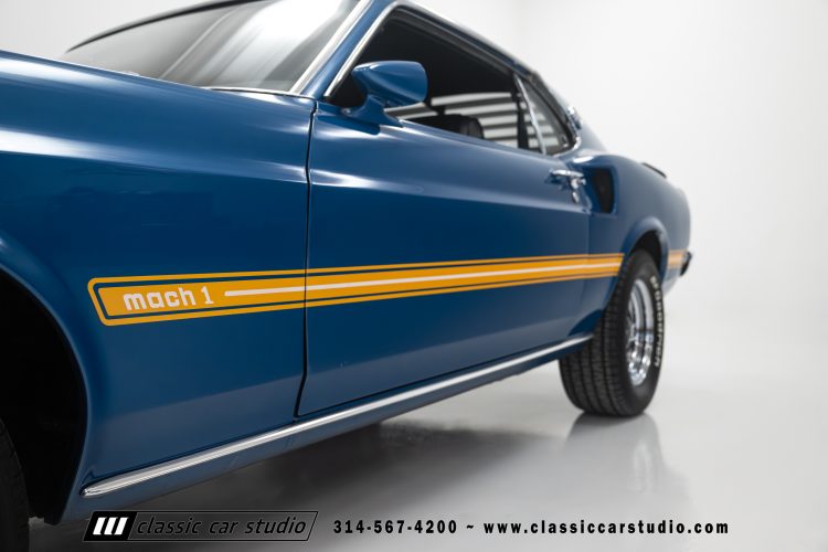 69_Ford_Mustang_Mach1_2277-25