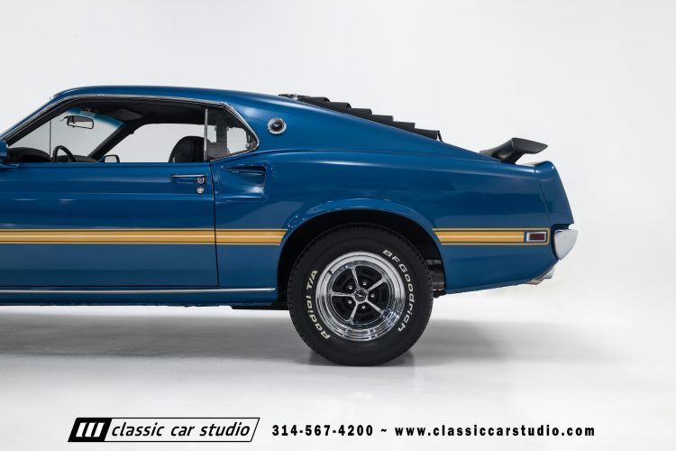 69_Ford_Mustang_Mach1_2277-42