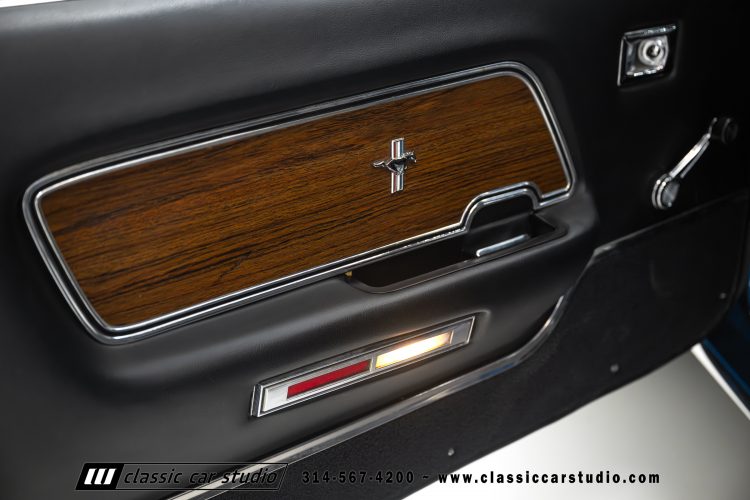 69_Ford_Mustang_Mach1_2277-94