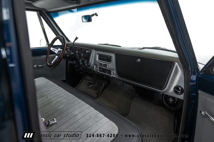 68_Chevrolet_C10_2279-02-104