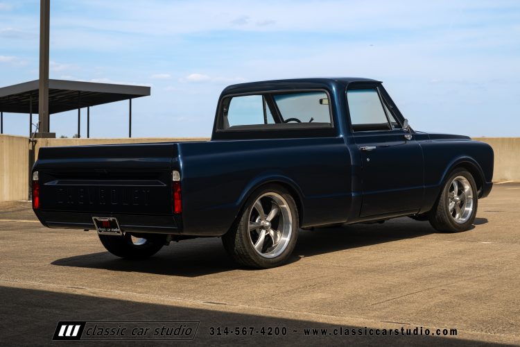 68_Chevrolet_C10_2279-02-172