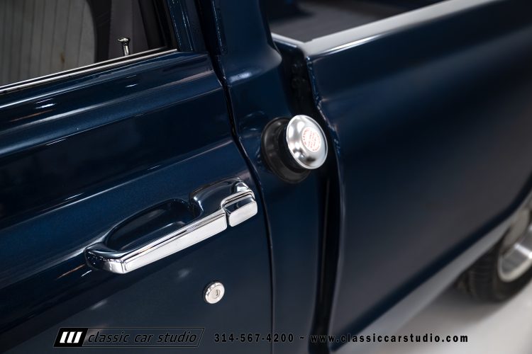 68_Chevrolet_C10_2279-02-24
