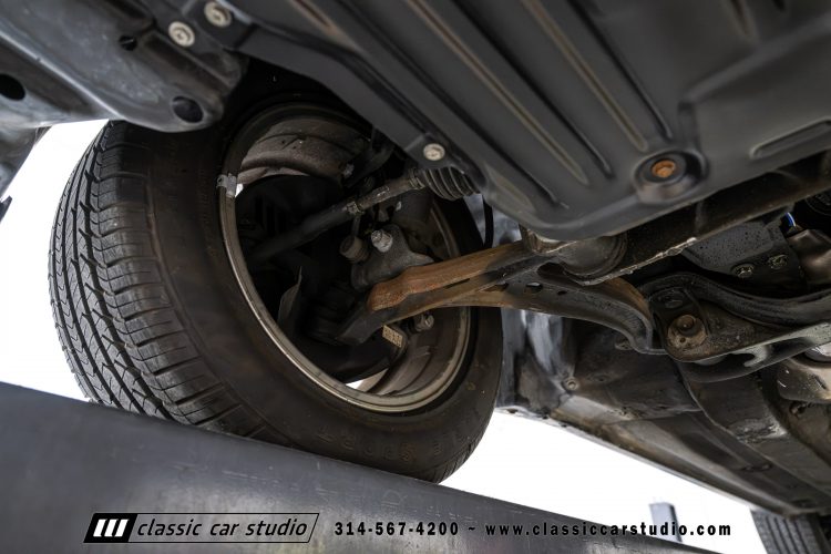 2004_Lexus_SC400_2286-01-131
