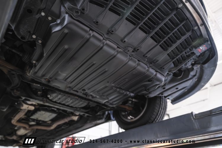 2004_Lexus_SC400_2286-01-135