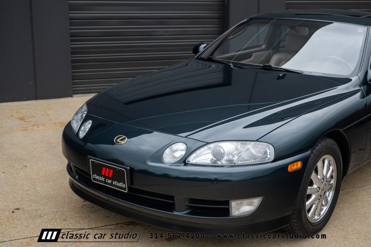 2004_Lexus_SC400_2286-01-159