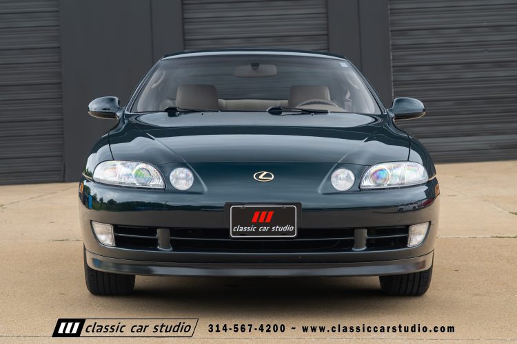 2004_Lexus_SC400_2286-01-164