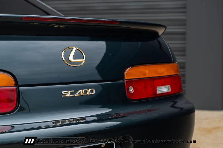 2004_Lexus_SC400_2286-01-168