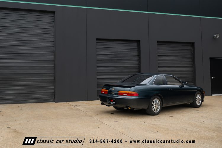 2004_Lexus_SC400_2286-01-175