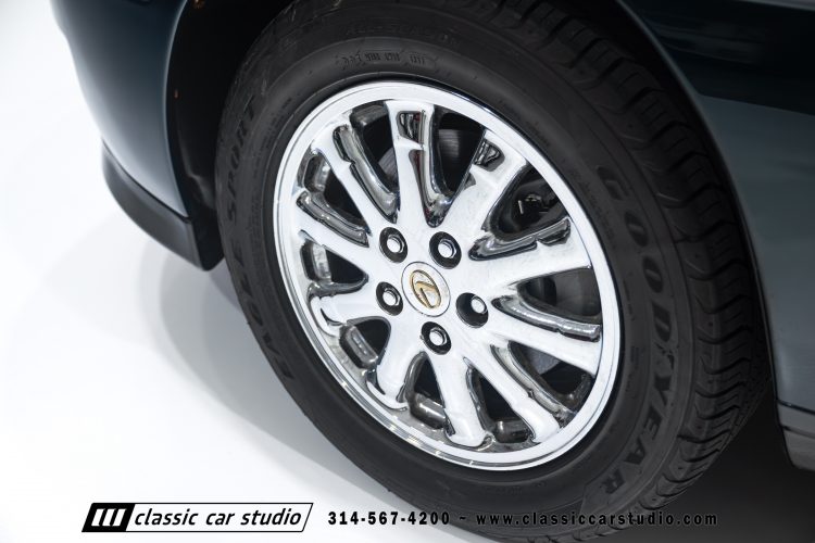 2004_Lexus_SC400_2286-19
