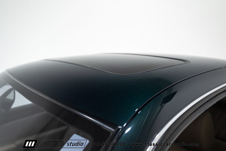 2004_Lexus_SC400_2286-21