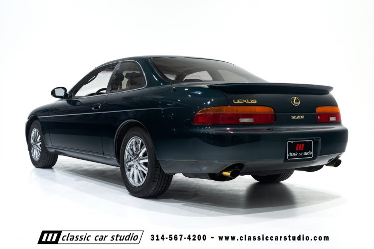 2004_Lexus_SC400_2286-36