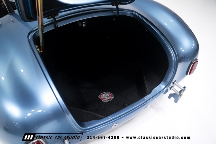 63_Shelby_Cobra_Bondurant_2283-143