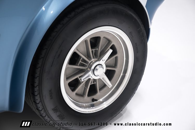 63_Shelby_Cobra_Bondurant_2283-74