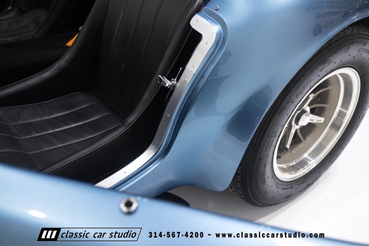 63_Shelby_Cobra_Bondurant_2283-91