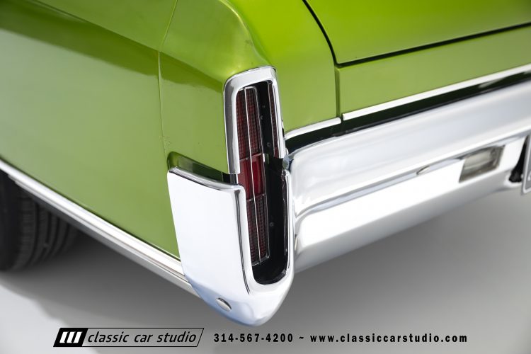 71_Chevrolet_Monte_Carlo_2285-45