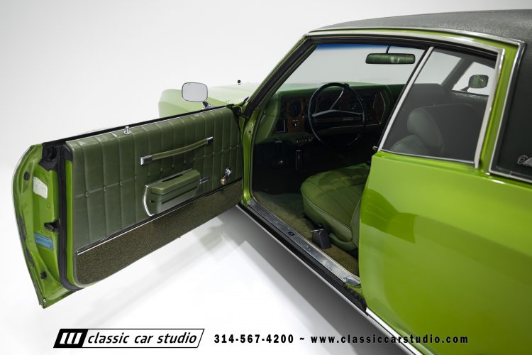 71_Chevrolet_Monte_Carlo_2285-77