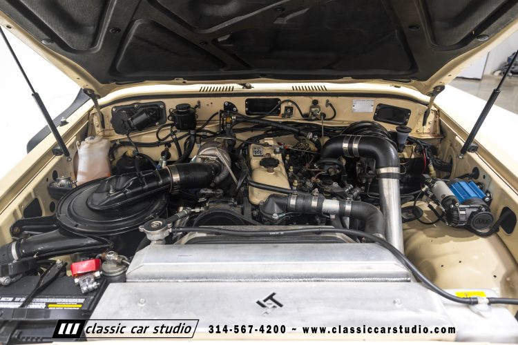 82_Toyota_Land_Cruiser_FJ60_2282-155
